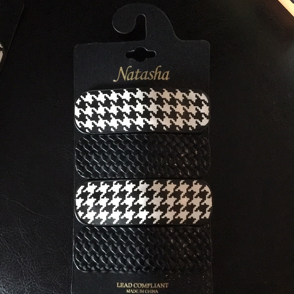 4 New Natasha Hair Clips Black & Herringbone